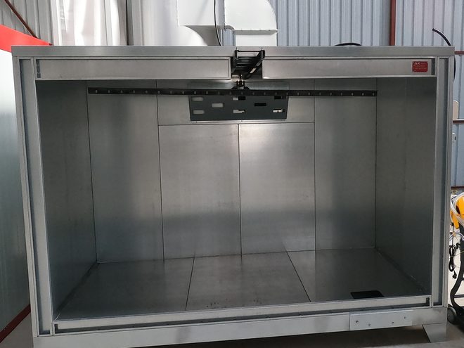 Cyclone manual powder coating booth, front view